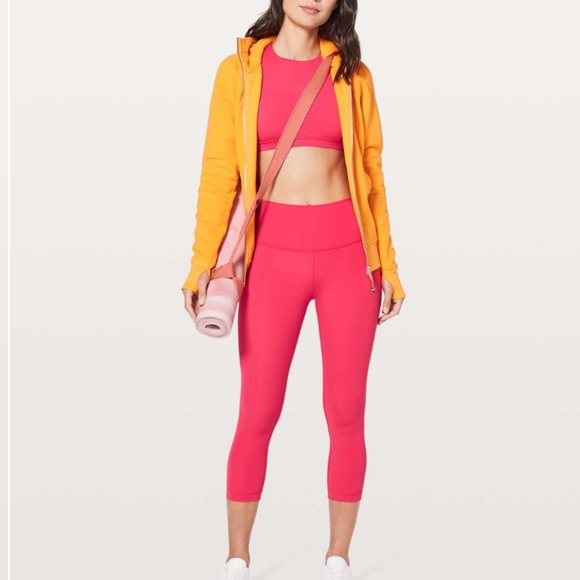 ❌❌❌ SOLD ❌❌❌ 🍉💕NWT lululemon Wunder Under Fuchsia HR Crop 21"/ 8 - Picture 2 of 10